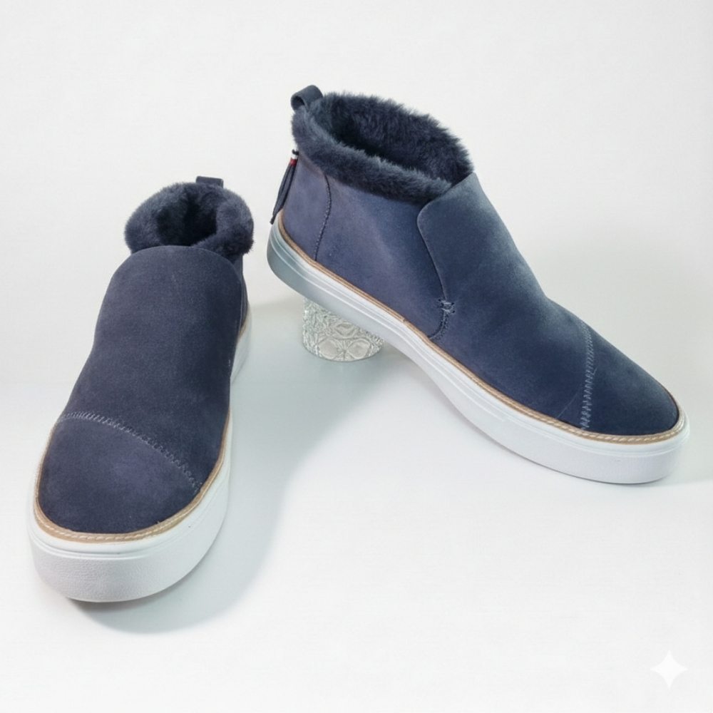 Toms Size 9.5 Loafer Boot Grey Suede Leather Faux Fur Lined Rubber Sole Slip-on